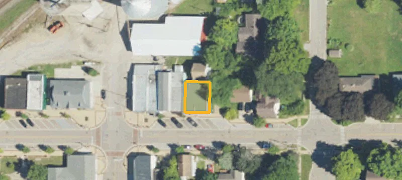 112 Main St