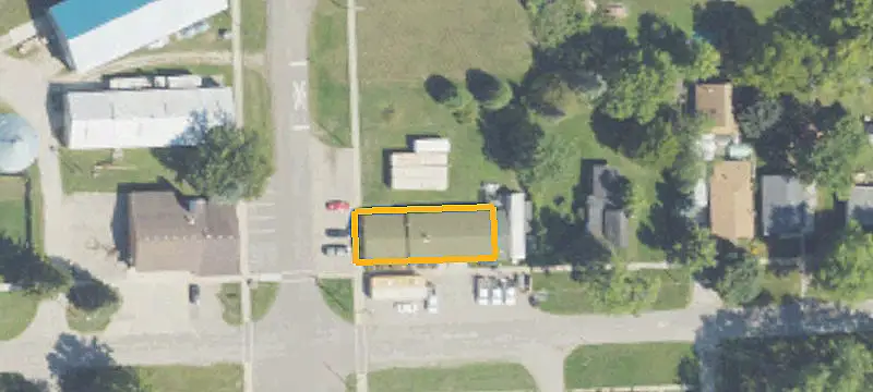 402 Main St