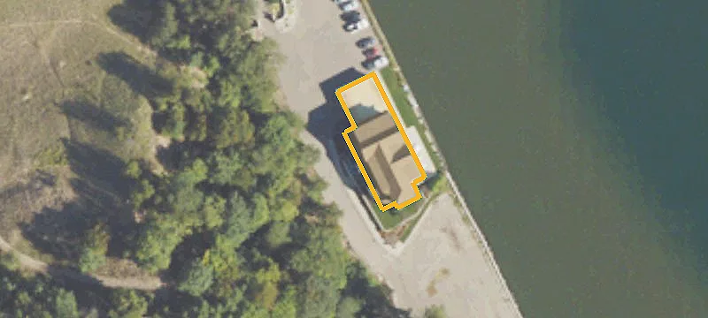 670 Bay Rd