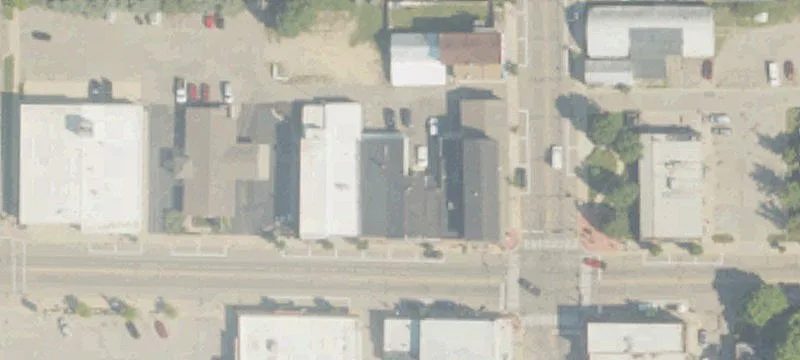 118 Superior St