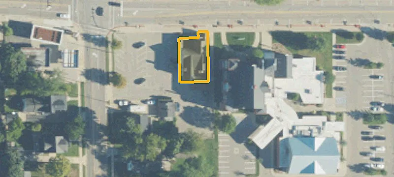 16 Main Ave