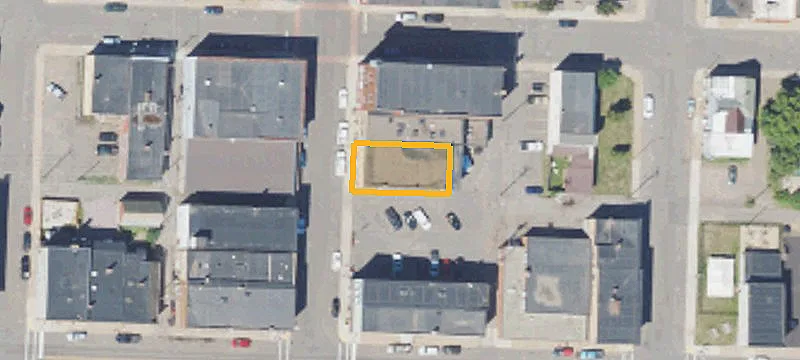 211 Main St