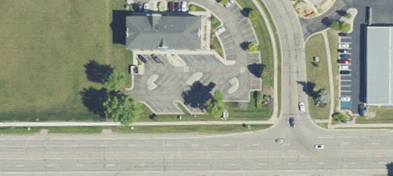 1040 Charlevoix Dr, Unit 6
