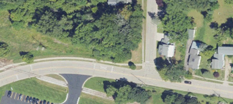 560 Main St