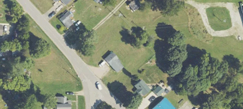 412 Grand Riv Rd