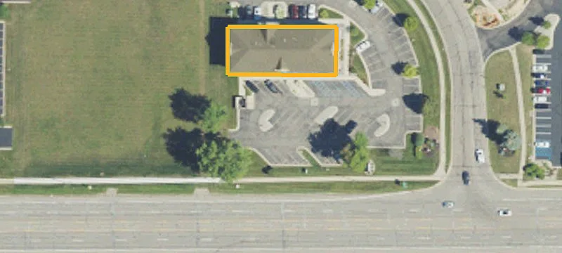 1040 Charlevoix Dr, Unit 7