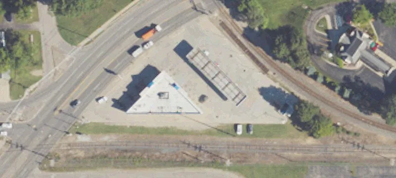 14 Lakewood Blvd