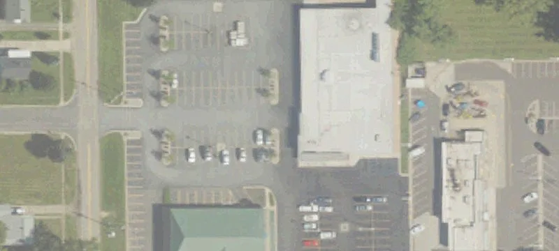 870 Columbia W Ave