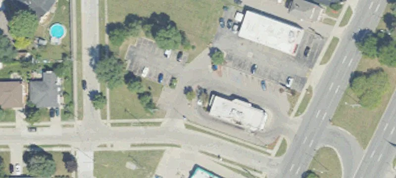 25511 Gratiot Ave
