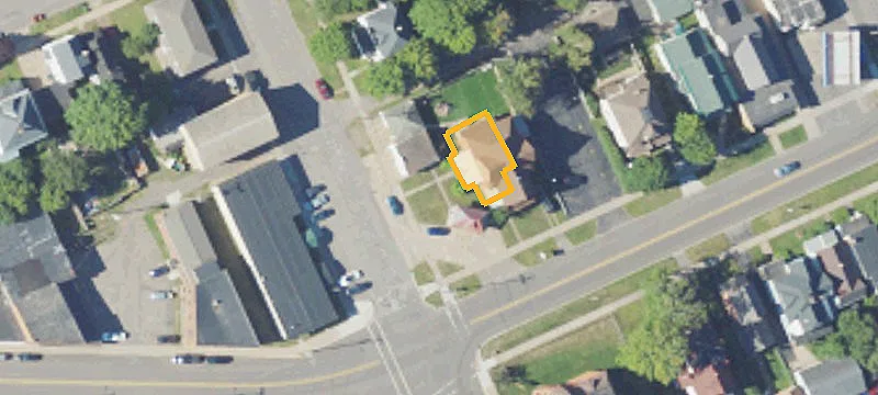126 Main St