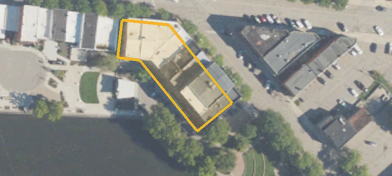 141 Brady St