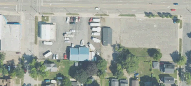 727 Main St