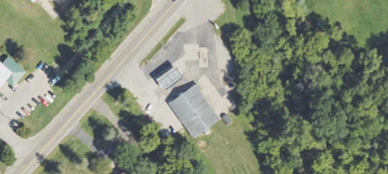9978 Round Lk Rd