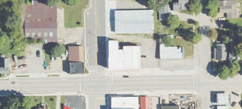 7 Main St