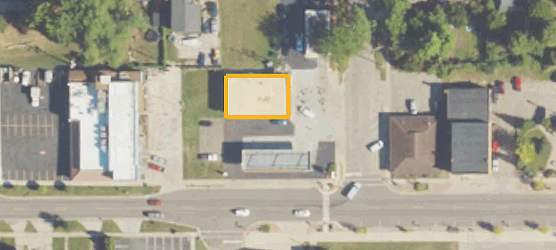202 Main St