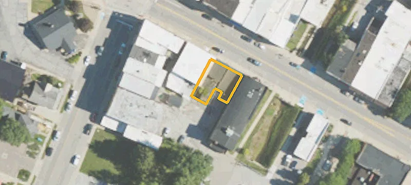 126 Huron Ave