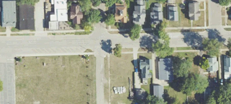 105 Railroad St