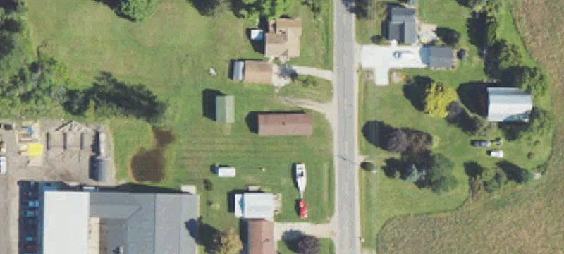 21643 Kenowa Ave
