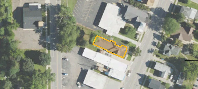 127 Main St
