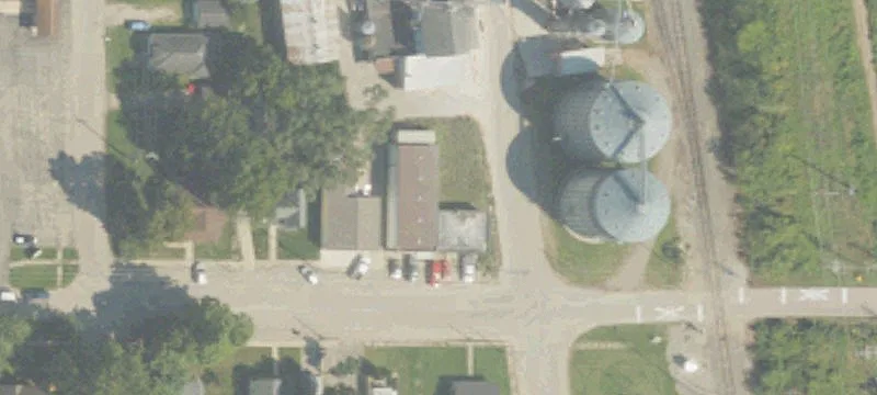1221 Rosewood Ave