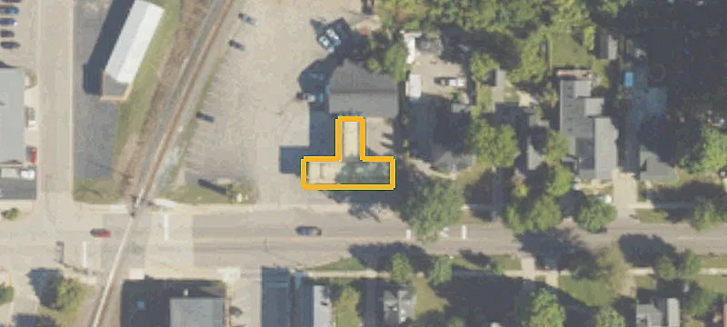 409 Main St