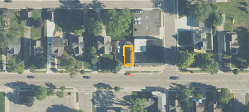 211 Main Ave