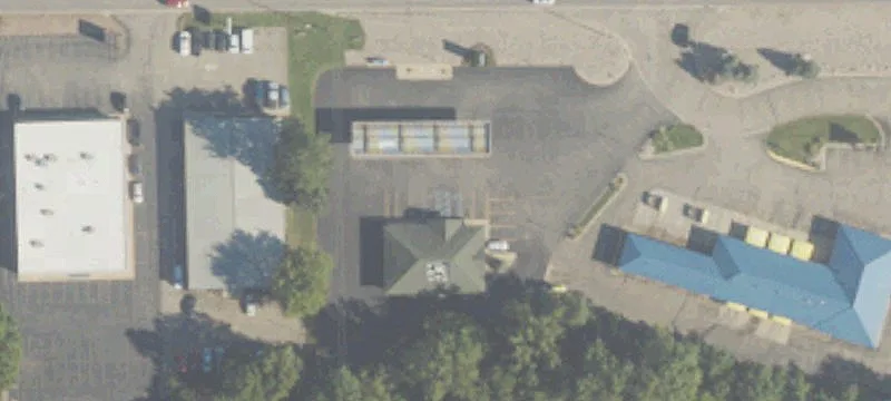 372 Lakewood Blvd