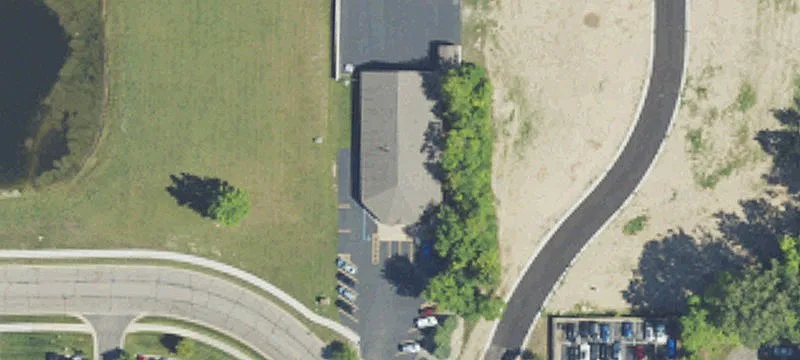 1093 Charlevoix Dr
