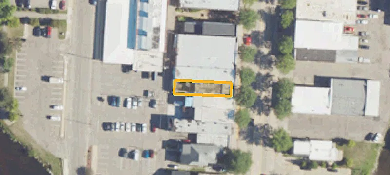 228 Main St