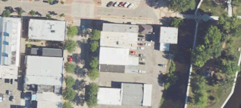 215 Main St