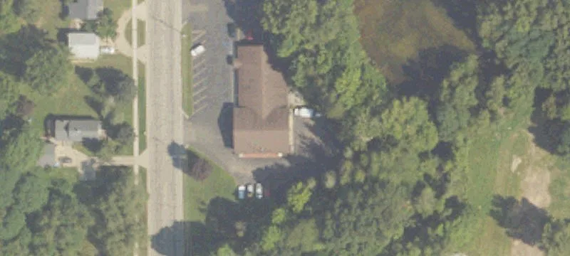 911 Main St