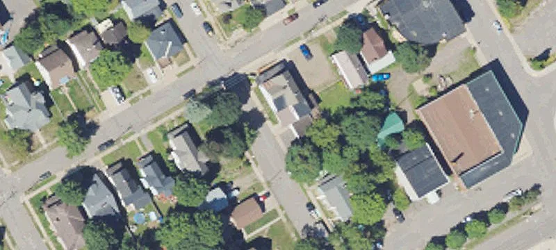 123 Barnum St
