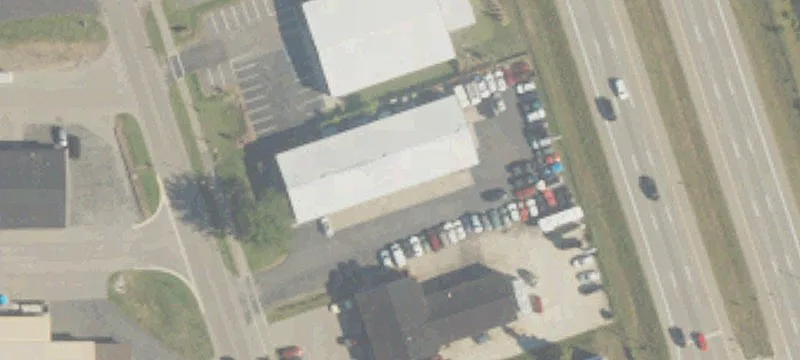 2490 Van Ommen Dr
