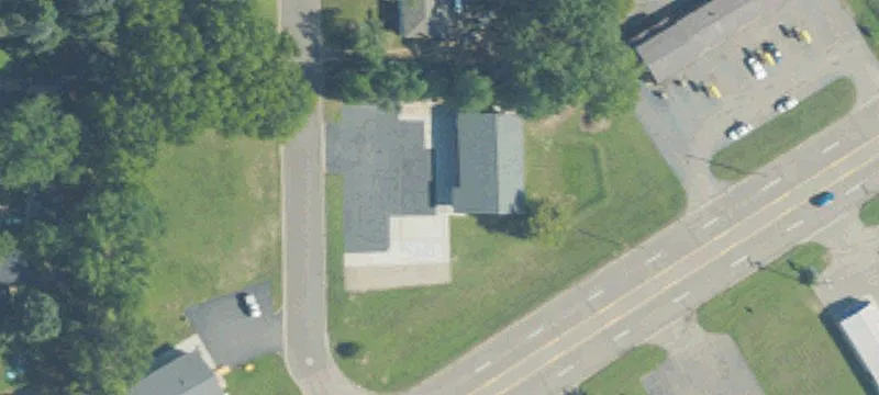 1361 Columbia E Ave