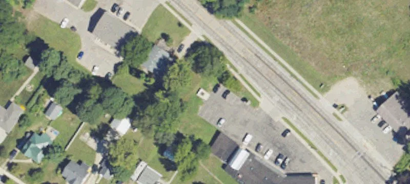 1100 Grand Riv Ave