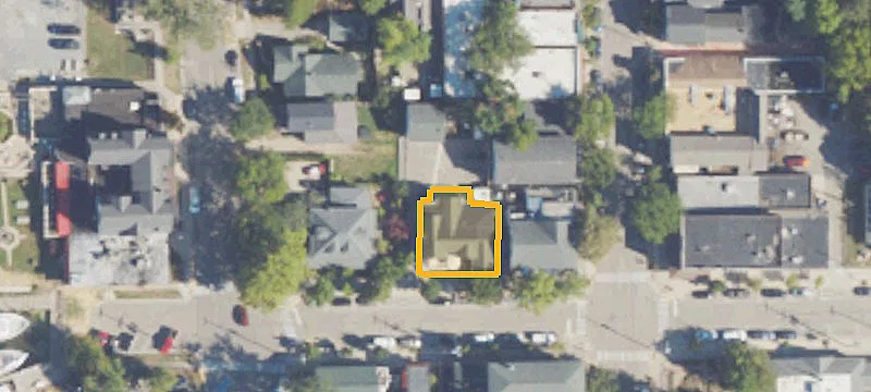 134 Mason St