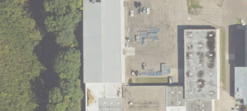 828 Duo Tang Rd