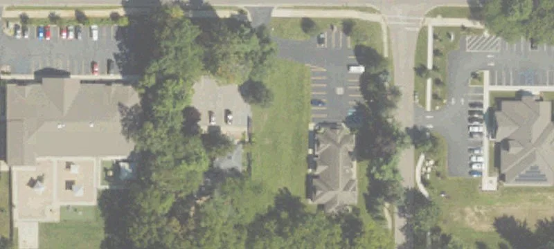 1622 Ctr Ave