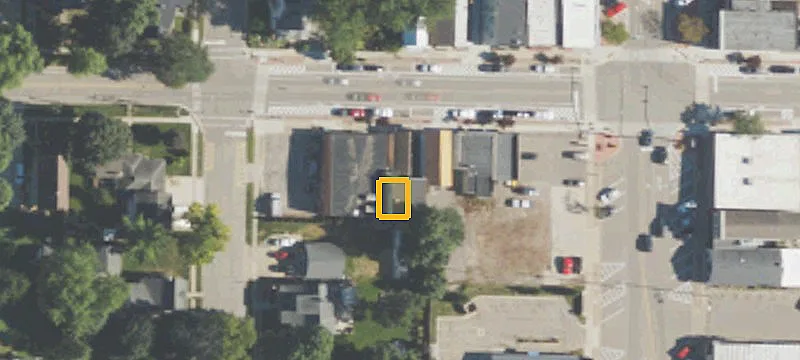121 Main St