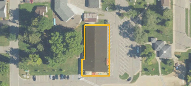 1223 Lakeview Dr