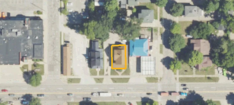 219 Lawrence Ave