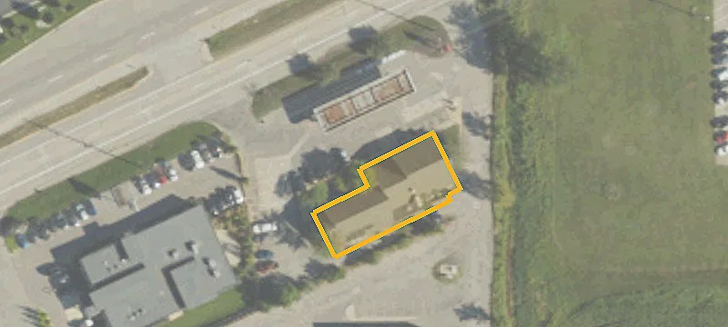 746 Chicago Dr