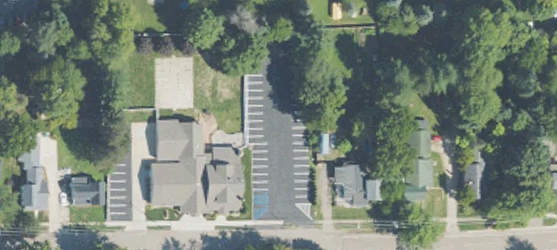 207 1st N St