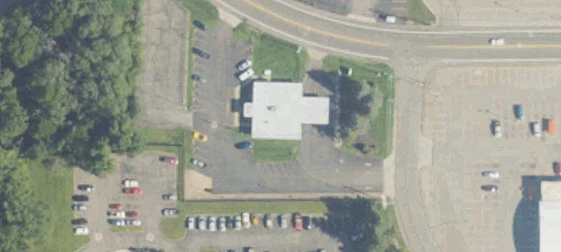 220 Roosevelt E Ave