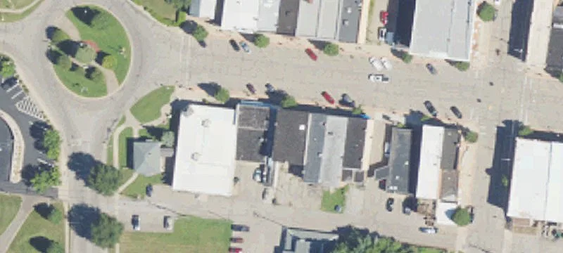129 Main St