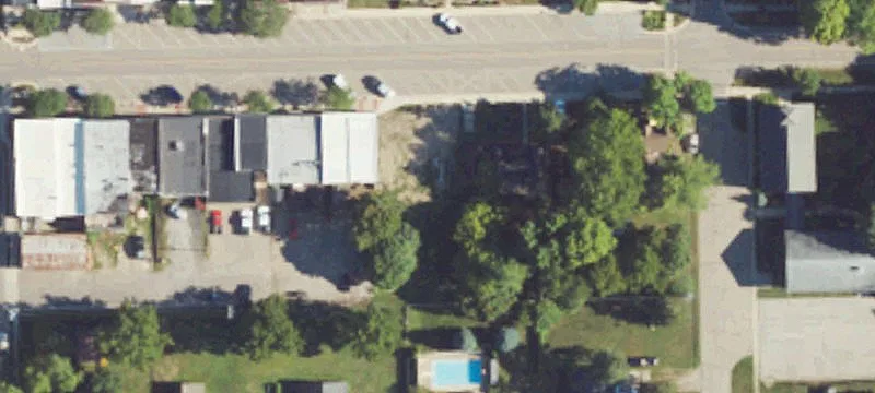 132 Main St