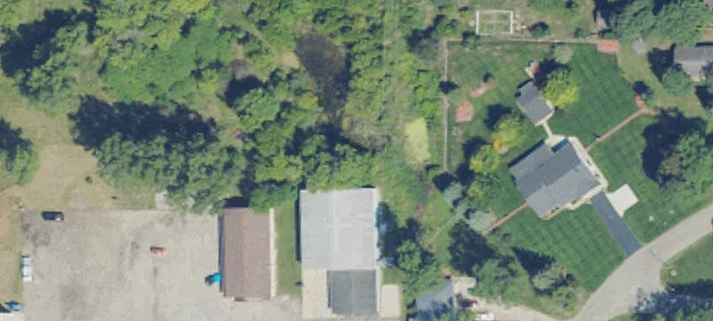 1085 M 21