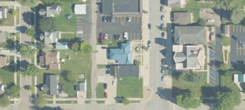 911 4th Ave