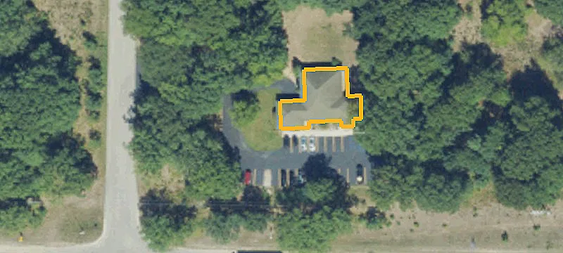 1977 White Oak Ln