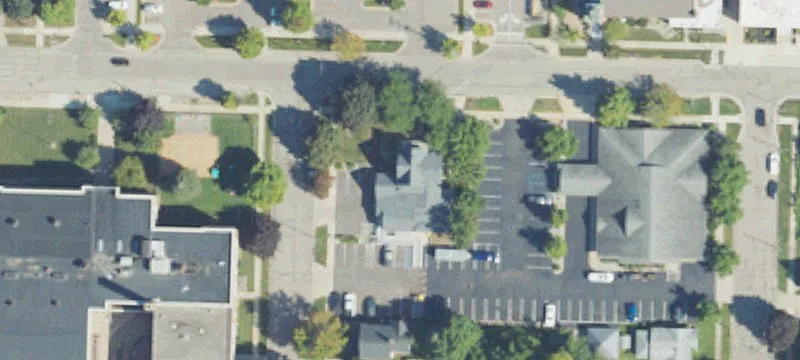 102 Cass St